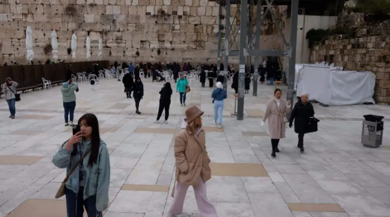 Woman shows up at Western Wall in her underwear - Photo by Marc Selem